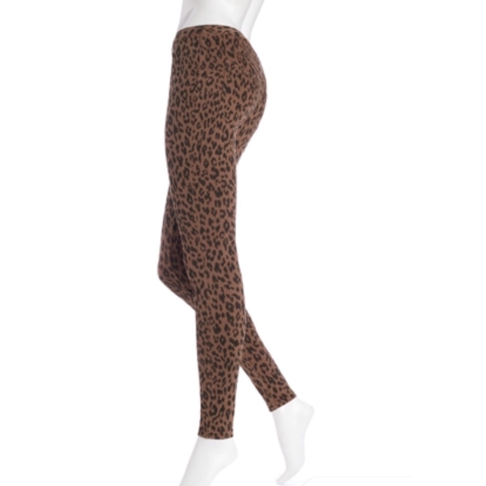 HUE Leopard Print Denim Leggings